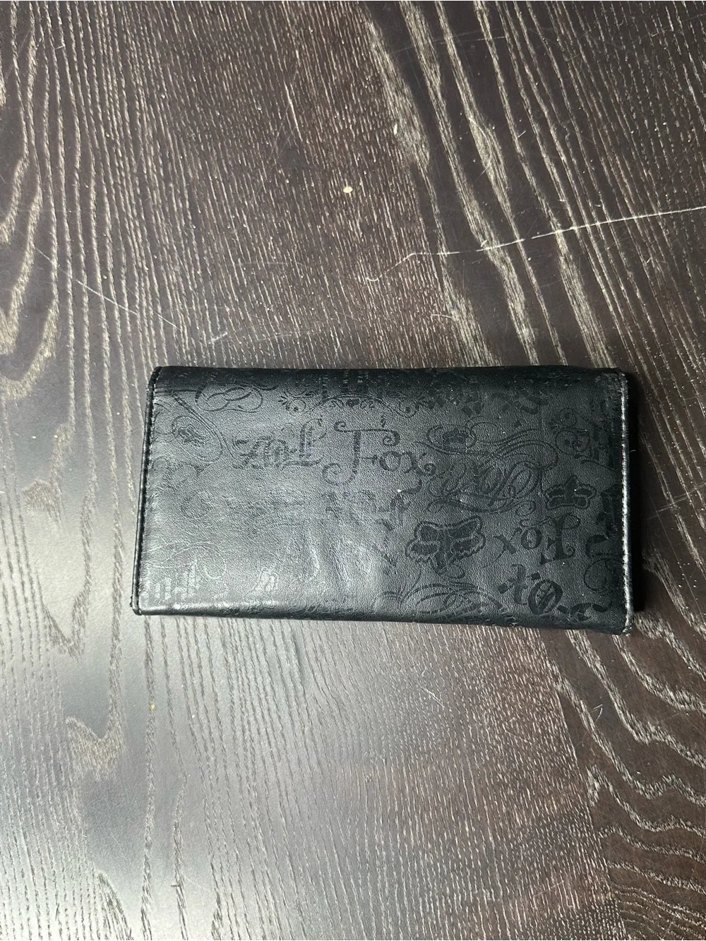 Fox brand - Black Women's Trifold Wallet w Silver Logo